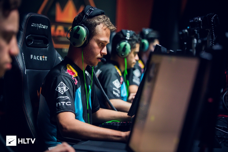 CSGO职业赛事体系全解析：从Major冠军到ESL Pro League、IEM卡托维兹及地区性联赛